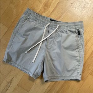 Hollister Men’s Epic Flex Jogger Shorts; Size Small
